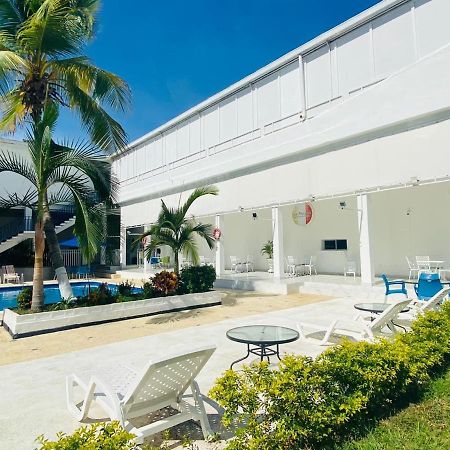 Hotel Mall Santana Del Rio La Dorada Kültér fotó