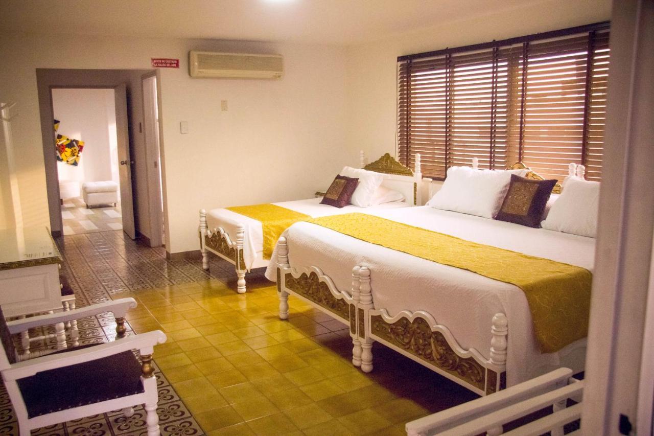 Hotel Mall Santana Del Rio La Dorada Kültér fotó